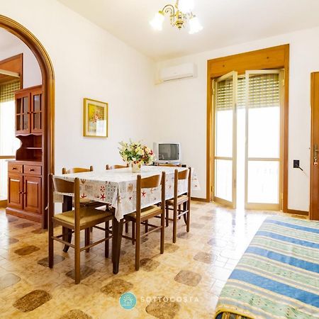 Moon & Sun Flat - Sant'Isidoro Apartman Sant Isidoro  Kültér fotó