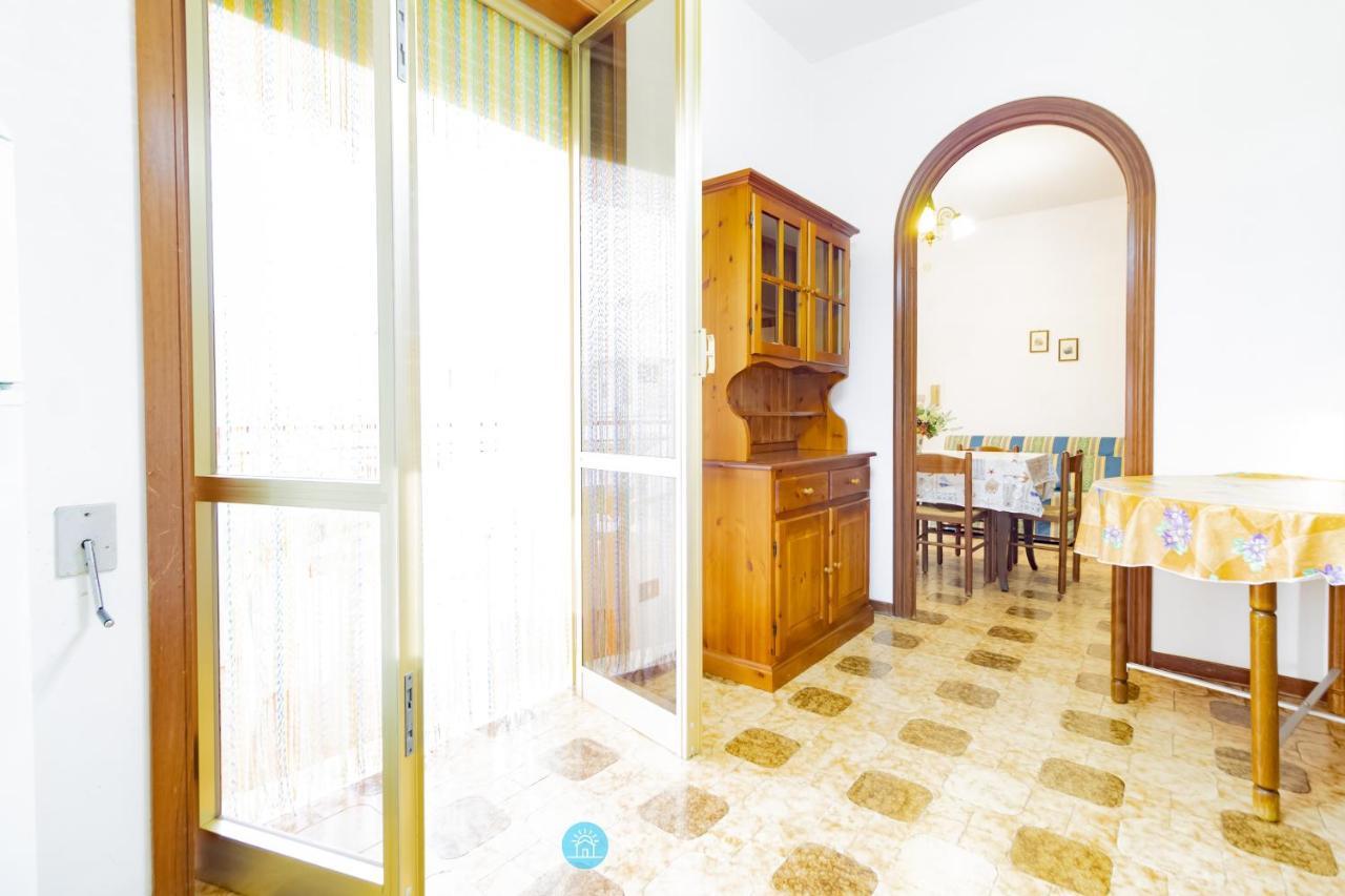 Moon & Sun Flat - Sant'Isidoro Apartman Sant Isidoro  Kültér fotó